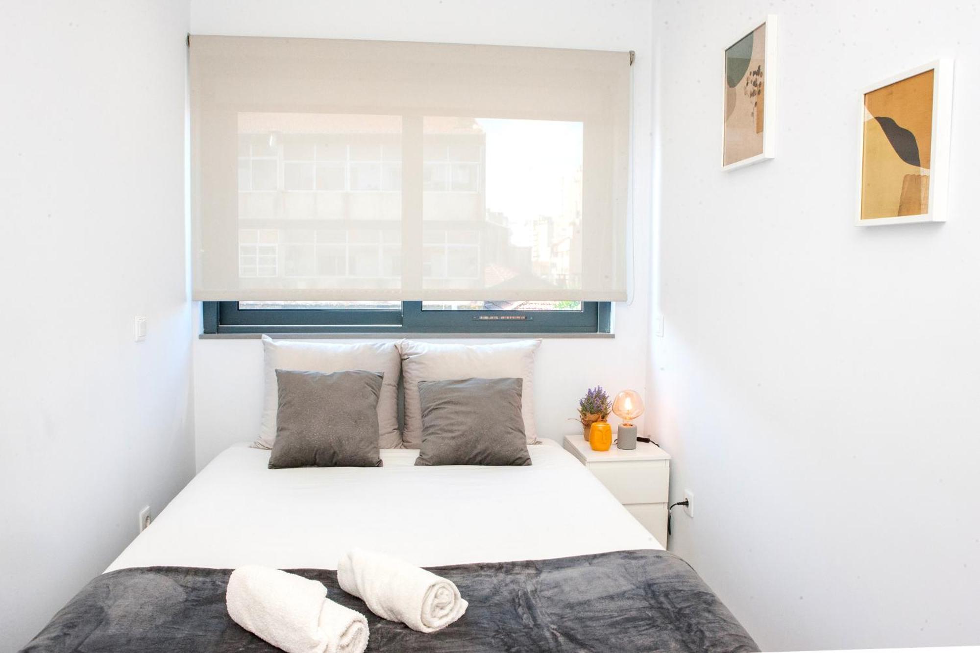 Amadeo - Gaia/Porto Apartment 3.º T Вила-Нова-ди-Гая Экстерьер фото
